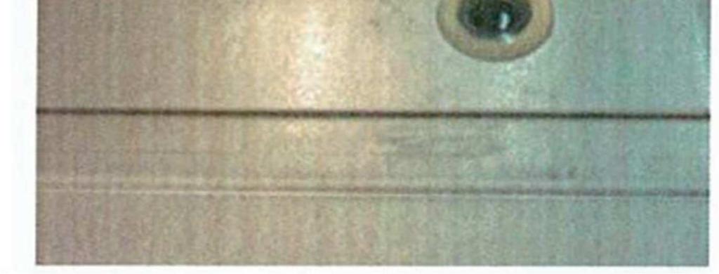 Hieronder op de foto is dit uitvoering 2. Deze kap heeft een gat dat standaard is voorzien van een doorzichtige siliconenstop.
