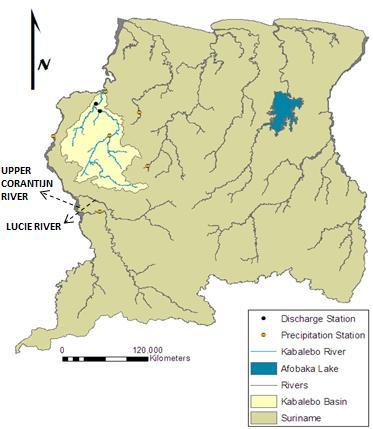 Impact op hydrologische droogte Kabalebo-rivierbekken Suriname: Impact op rivierdebieten en hydroelektriciteit: 290 MW dispatchable power -> reservoir outlet discharge of 530 m 3 /s at 56 m head for