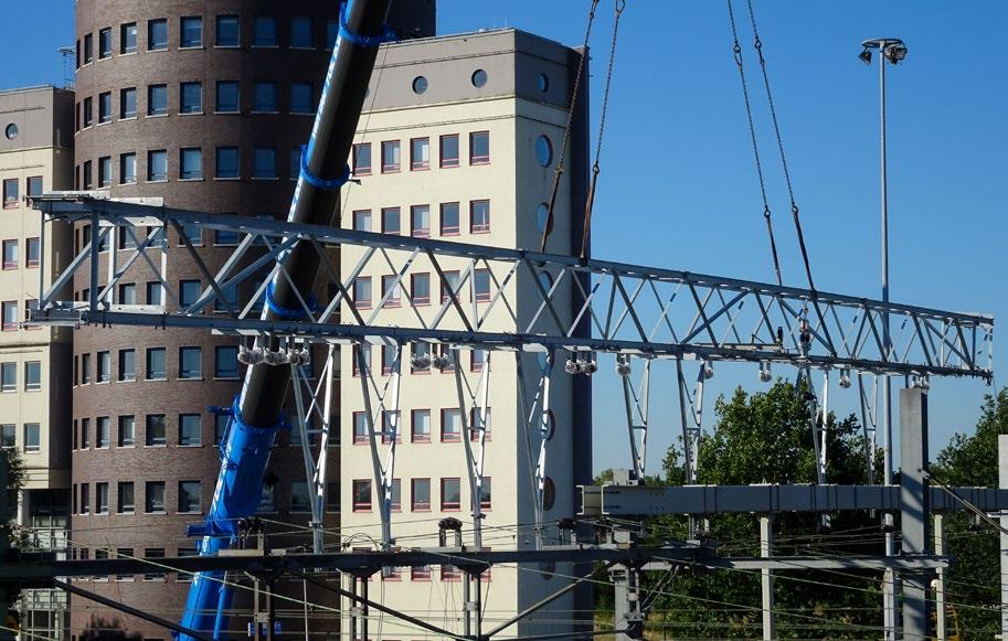 Station Zwolle op de schop Van zaterdag 30 juni tot en met zondag 15 juli 2018 werkte ProRail 16 dagen lang 24 uur per dag aan het spoor bij Zwolle.