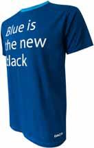 Branding Blue is the new black op de borst gedrukt en het Dacia-logo onderaan op het kledingstuk.