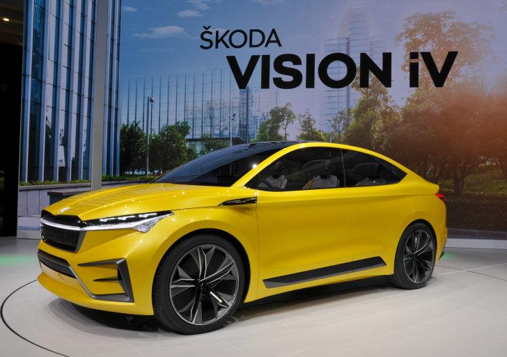 De onbetwiste favoriet van de Autozine-redactie is de Honda e-protoype. Deze guitig ogende compacte elektrische auto gaat eind 2019 in productie en verschijnt begin 2020 bij de dealers.