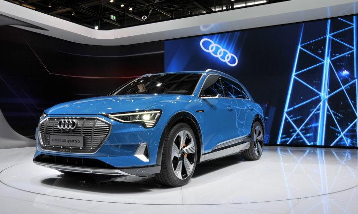 Audi wellicht het belangrijkste nieuwe model in decennia te bewonderen: de geheel elektrisch aangedreven e-tron. En verder.