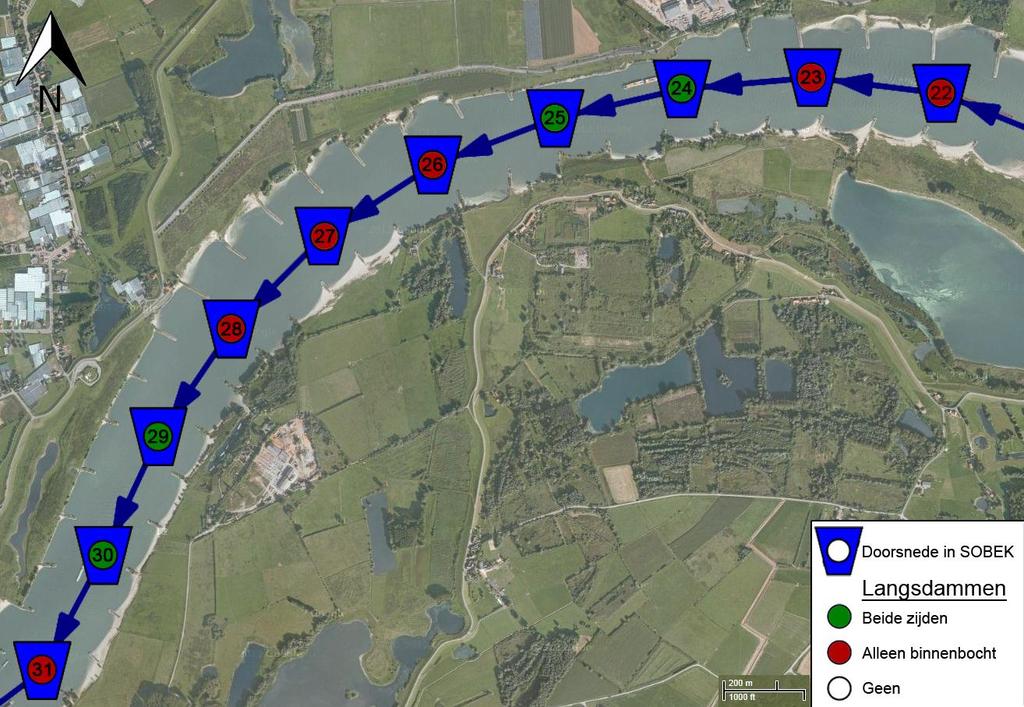 Langsdammen van 14 tot 14,5 km Nog twee doorsnedes zijn recht voordat er een scherpe bocht wordt gemaakt naar rechts. Aan beide zijden van de rivier worden langsdammen toegepast. Figuur b.