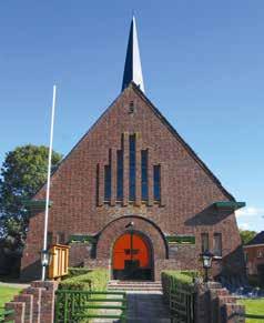 De kerk van Westernieland is in de 13 e eeuw gebouwd. De toren dateert van een eeuw later. In 1831 kreeg het gebouw een gele pleisterlaag.
