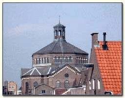 toedraagt, stort dan uw bijdrage op onderstaand gironummer. Uw bijdrage aan de kerk is, deels, aftrekbaar voor de belasting. Geeft u een periodieke gift? Dan kunt u het volledige bedrag aftrekken.