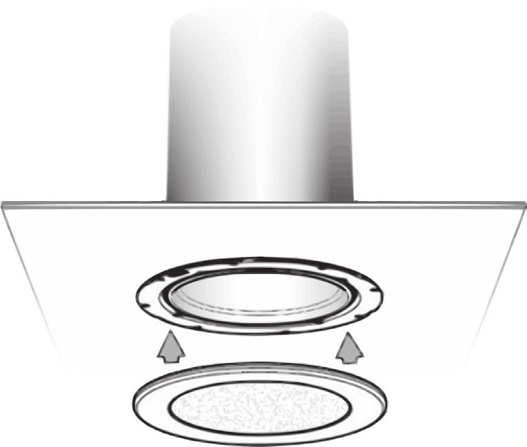 STAP 7 - PLAFONDPLAAT Druk de Natural Effect Lens (met het lipje naar beneden) met de zwarte rubberen