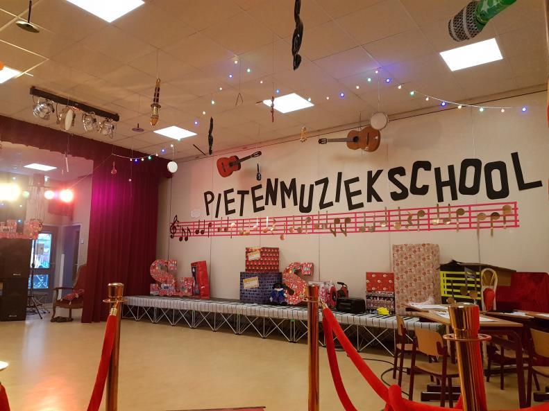 muziekschool. Woensdag 5 december komt Sinterklaas onze school weer bezoeken.