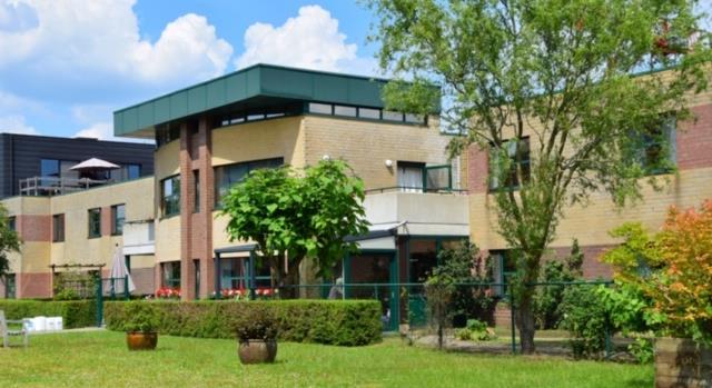 1. Acquisitie van een woonzorgcentrum in Herentals Aedifica heeft een woonzorgcentrum in Herentals verworven. Deze acquisitie werd deels gefinancierd door een inbreng in natura.