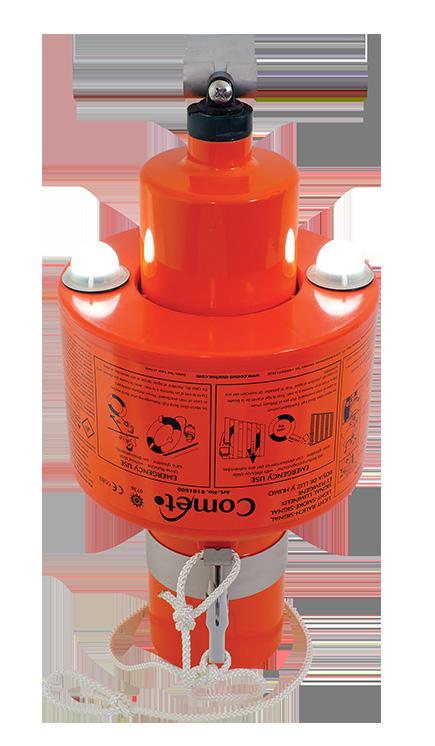 Safety Equipment44Rooksignalen Light & Smoke Signal De Light & Smoke Signal produceert dichte oranje rook gedurende 15 minuten en is voorzien van twee op zichzelf staande LED-lampen.