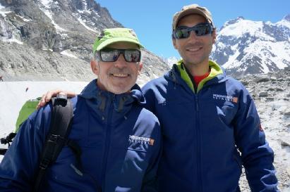 BEGELEIDING Het programma staat onder leiding van gidsen van Mountain Network. Dit zijn ervaren Franse gidsen (UIAGM/IVBV erkende berggidsen) waar wij al vele jaren intensief mee samenwerken.