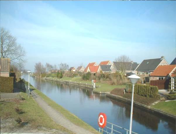 De uitbreidingen concentreren zich rond de oude havenkom (Vijverbuurt), aan de weg naar Blankenham - jaren vijftig/zestig - en langs de Linde, vanaf de