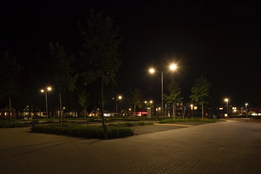 Parkeerterreinen worden voorzien van goede dimbare openbare verlichting (bij vervanging).