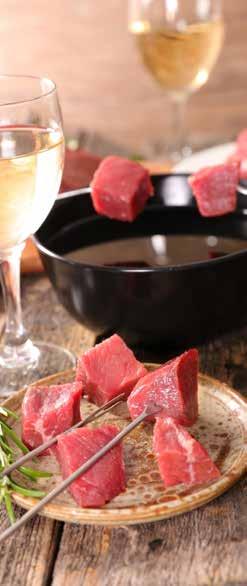 Vleesschotels GEZELLIG TAFELEN FONDUE 12,50/pp rund, varken,kip, chipolata, fondueballetjes LUXE FONDUE 19,50/pp filet pure, varkenshaasje, kalkoen, kalf, fondueballetjes KINDERFONDUE