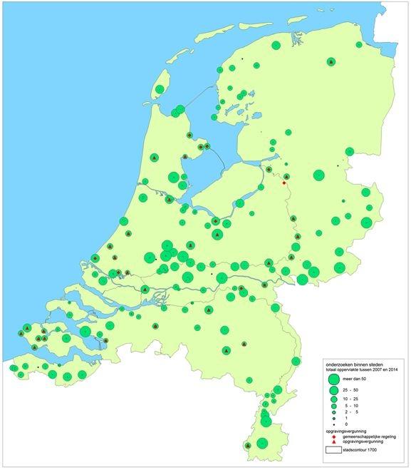 Onderzoeken in steden Op bovenstaande kaarten van Nederland zijn de opgravingsvergunningen per gemeente in kaart gebracht evenals het aantal onderzoeksmeldingen in historische stadskernen, stand eind