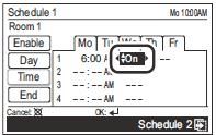 Zet met de pijltjestoets (op/neer) op AM of PM. Wanneer AM/PM ingesteld is, ga dan met de pijltjestoets (rechts) naar On/Off. De tijd wordt weergegeven volgens het formaat dat u heeft ingesteld.