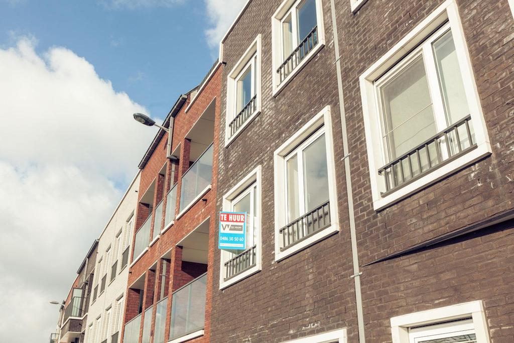 Ruimtelijke aspecten van het wonen Doel van de sessie Wat is een ruimtelijk woonbeleid Implementatie van wonen in het