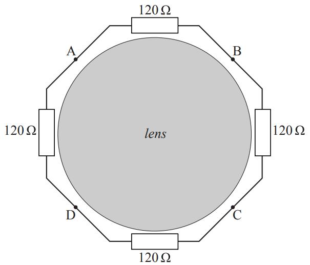 Om dit op te lossen wordt er om de lens een serie weerstanden aangebracht die dienen als verwarmingselement, zoals hieronder is weergegeven. Een spanningsbron wordt aangesloten tussen punt A en C. 14.