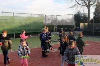 Die dag is het belangrijk dat de kinderen hun sport (en voor het Staalbergven hun zwemkleding) aanhebben en/of meebrengen. Ook is een lunchpakket inclusief iets te drinken voor die dag noodzakelijk.