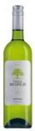 Vega Roble, La Mancha, Spanje, Viura 19,95 per fles, 3,95 per glas. Frisse zachte droge wijn met een fruitig aroma en milde smaak.