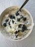Maandag. Ontbijt: 250 gram magere yoghurt of Optimel variant 1 perzik. Tussendoor: 1 liga milkbreak